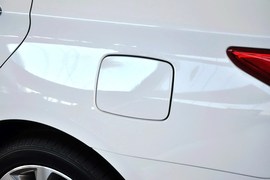 2013款北京现代索纳塔八2.4L