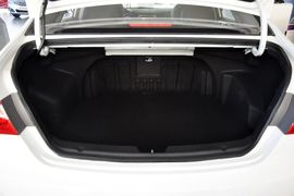 2013款北京现代索纳塔八2.4L