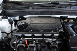 2013款北京现代索纳塔八2.4L