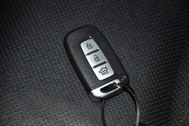 2013款北京现代索纳塔八2.4L