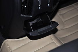 2013款北京现代索纳塔八2.4L