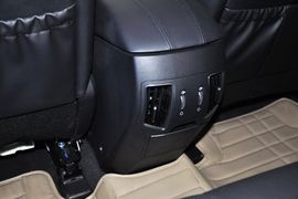 2013款北京现代索纳塔八2.4L