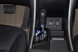 2013款北京现代索纳塔八2.4L