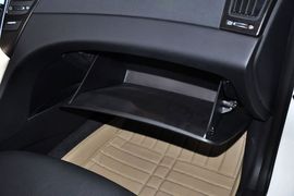 2013款北京现代索纳塔八2.4L