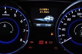 2013款北京现代索纳塔八2.4L
