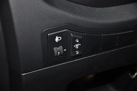 2014款起亚智跑2.0L自动两驱