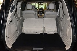 2013款克莱斯勒大捷龙3.6L豪华版