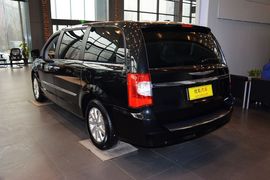 2013款克莱斯勒大捷龙3.6L豪华版