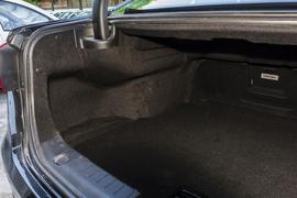 2017款江淮瑞风A60