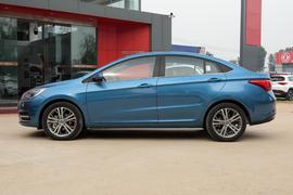 2017款奇瑞艾瑞泽5