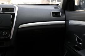 2017款东风风行景逸S50