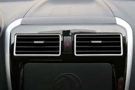 2017款东风风行景逸S50