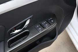 2017款东风风行景逸S50