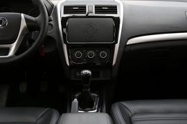 2017款东风风行景逸S50