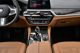 2018款宝马530Li