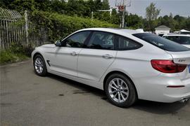2017款宝马320i