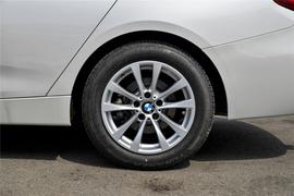 2017款宝马320i