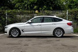 2017款宝马320i