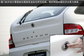 长相亲民的硬汉