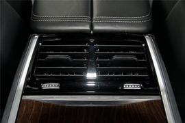 2016款宝马750Li