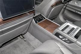 2016款宝马750Li