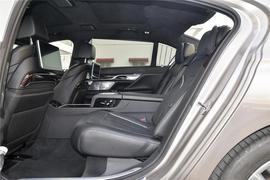 2016款宝马750Li