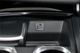 2016款宝马750Li
