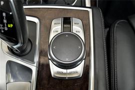 2016款宝马750Li