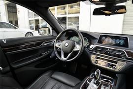 2016款宝马750Li