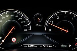 2016款宝马750Li