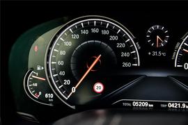 2016款宝马750Li