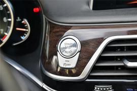 2016款宝马750Li