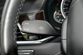 2016款宝马750Li