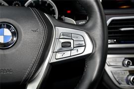2016款宝马750Li
