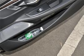 2016款宝马750Li