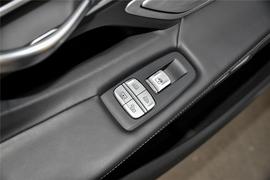 2016款宝马750Li