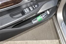 2016款宝马750Li