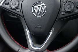 2018款上汽通用别克威朗GS