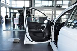 2013款长城H6升级版1.5T手动两驱精英型