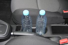 2017款北京现代瑞纳