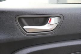 2017款北京现代瑞纳