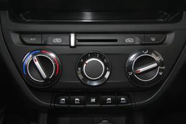 2017款北京现代瑞纳