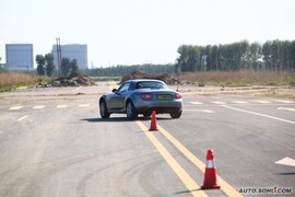 2009款马自达MX-5试驾