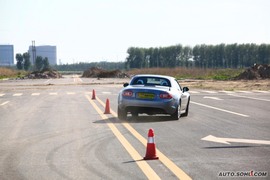 2009款马自达MX-5试驾