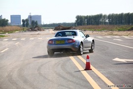 2009款马自达MX-5试驾