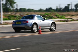 2009款马自达MX-5试驾
