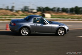 2009款马自达MX-5试驾