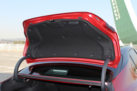 2018款丰田凯美瑞