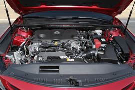 2018款丰田凯美瑞