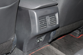 2018款丰田凯美瑞